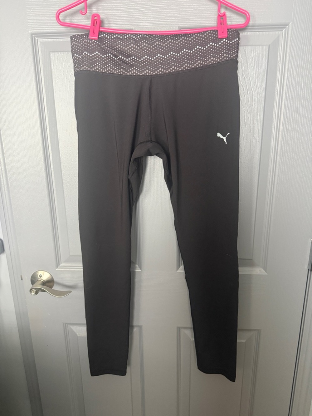 Puma Black Leggings with Textured Gray Polka Waistband